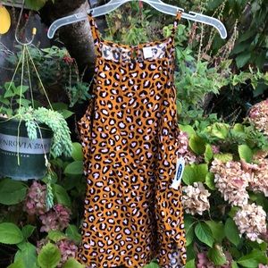 Old navy! NEW! leopard print top.
